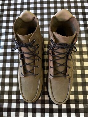 Red Wing Shoes Brown Leather Chukka Moc Toe Boots